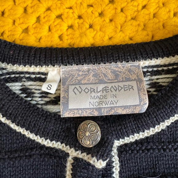 Norlender Black and White Patterned Cardigan - Picture 5 of 10